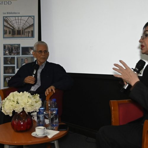 El Círculo de Lectura Pedro Mir celebra un encuentro literario con Bruno Rosario Candelier y la escritora Ofelia Berrido